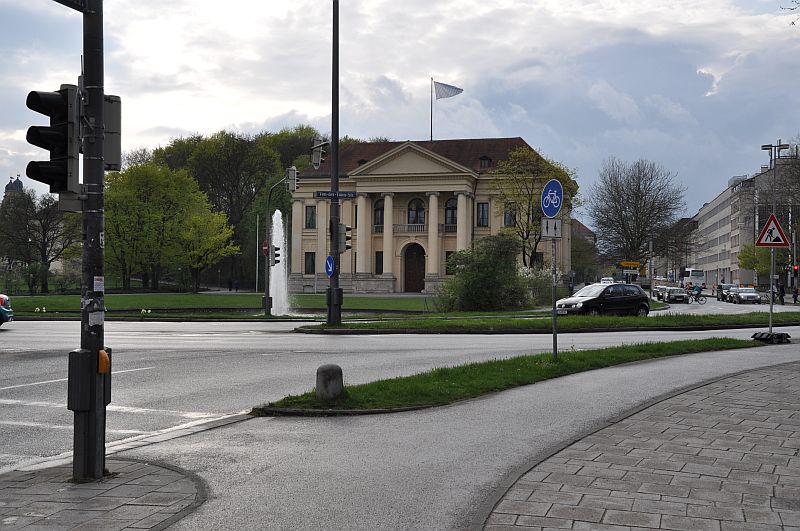 da-geht-noch-was-prinz-carl-palais-a2