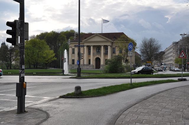 da-geht-noch-was-prinz-carl-palais-a2